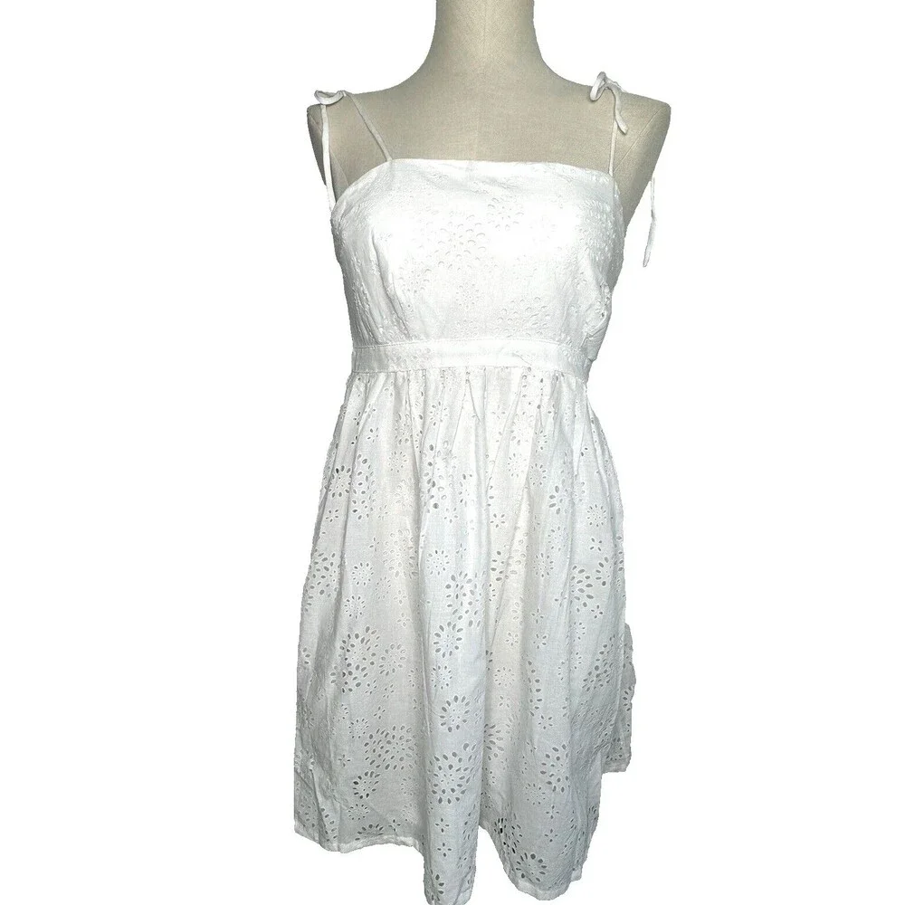 White Cotton Summer Sundress Spaghetti Strap Eyelet Women’s Medium